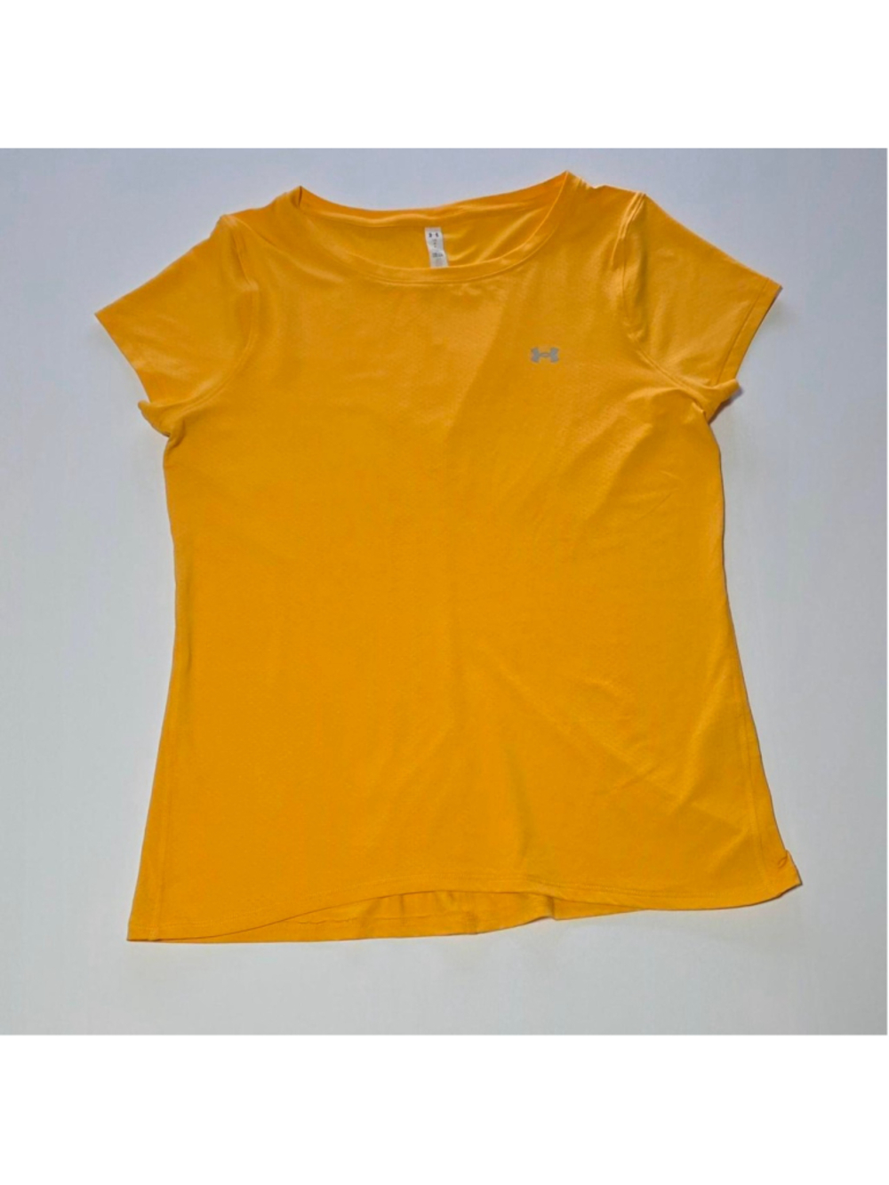 Under Armour yellow heat gear t-shirt in a L
#heatgear #athletic
(103)